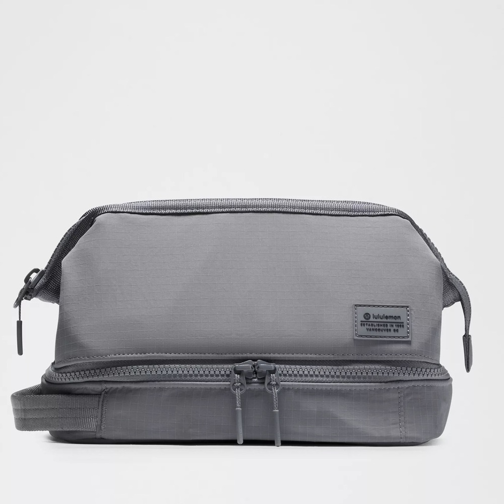 Lululemon Toiletry Bag - Solar Grey - ONE SIZE